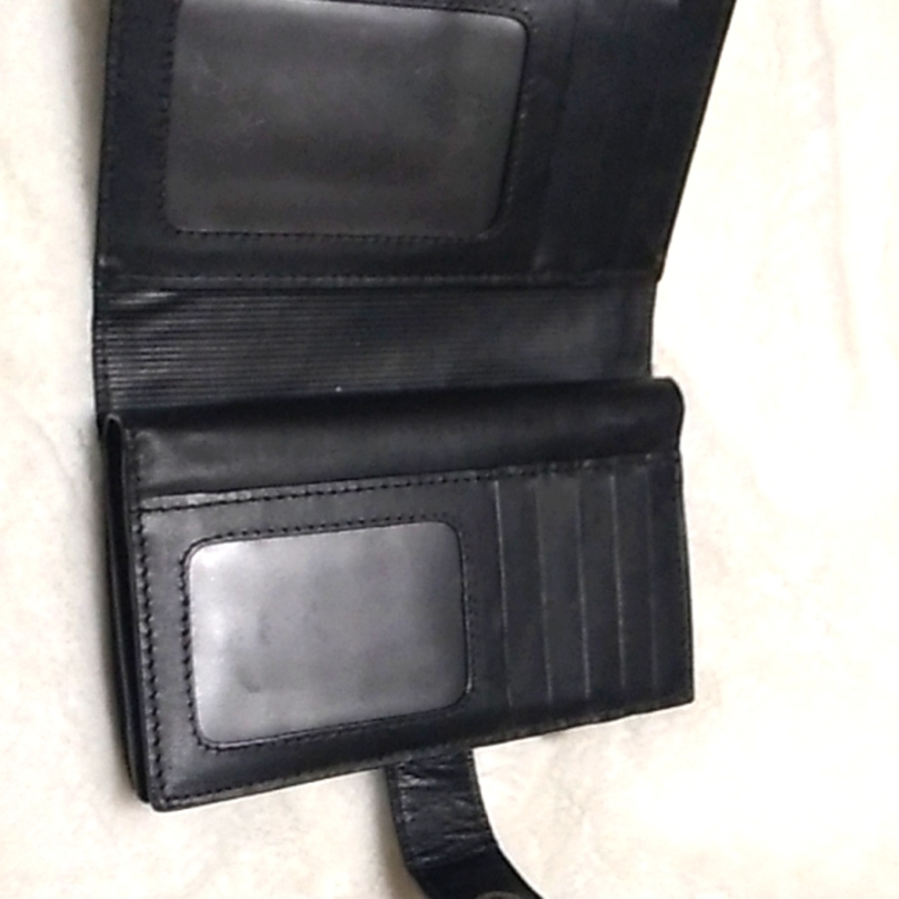Wallet - Picture 3 of 4